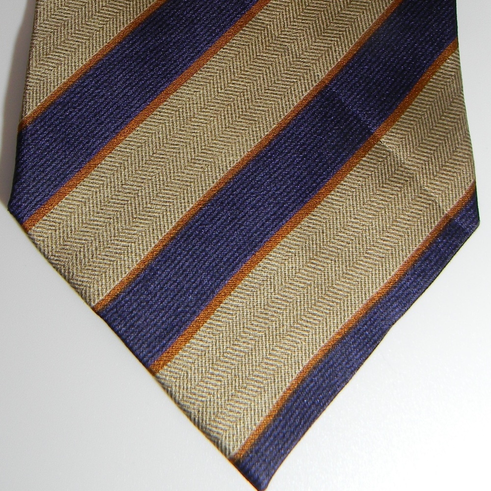 Giorgio Armani Mens Silk Tie